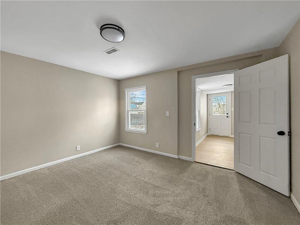 507 S Bismark Street — photo 10