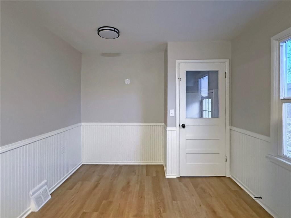 504 W 29th Street — photo 5