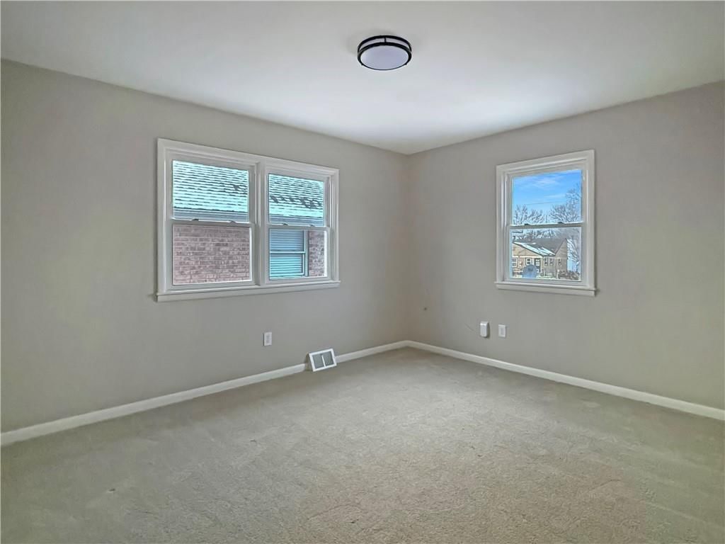 504 W 29th Street — photo 7