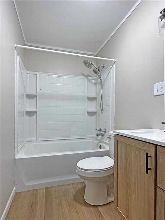 504 W 29th Street — photo 8