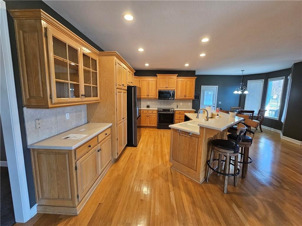 8401 Harbinger Street — photo 8