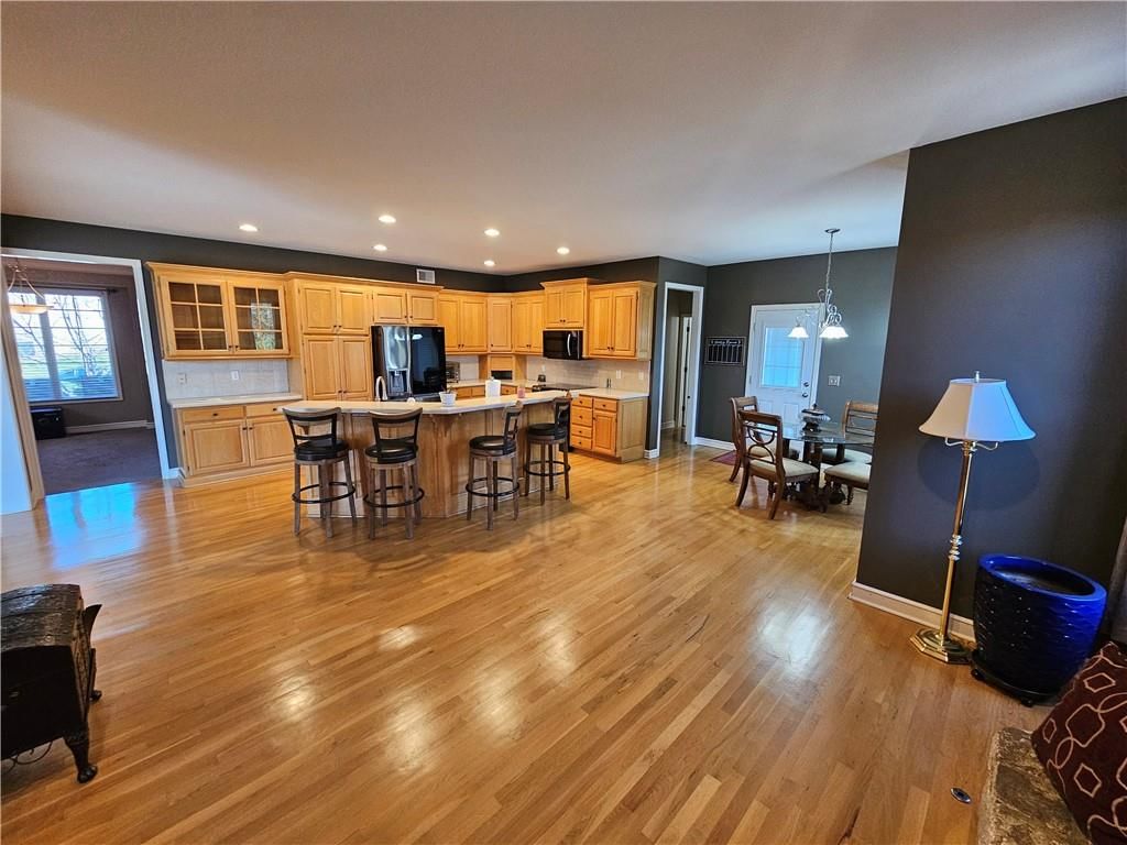 8401 Harbinger Street — photo 9