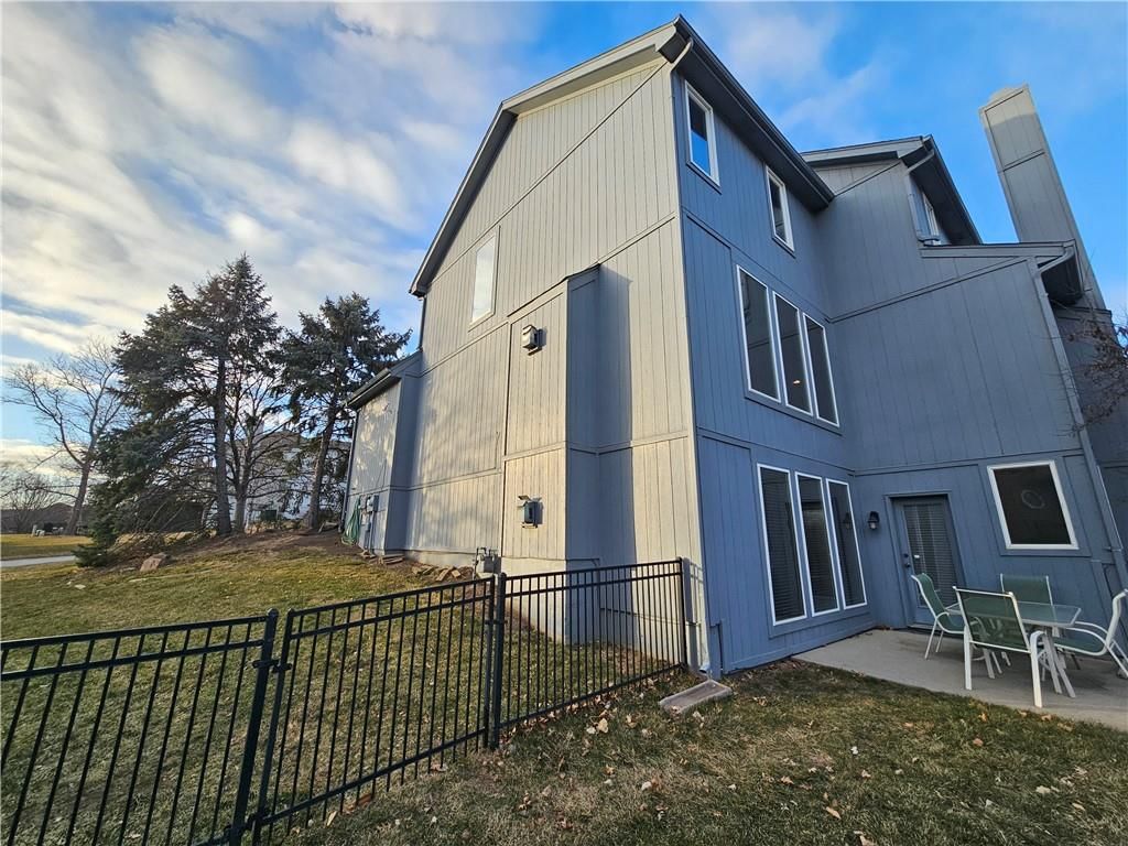 8401 Harbinger Street — photo 54