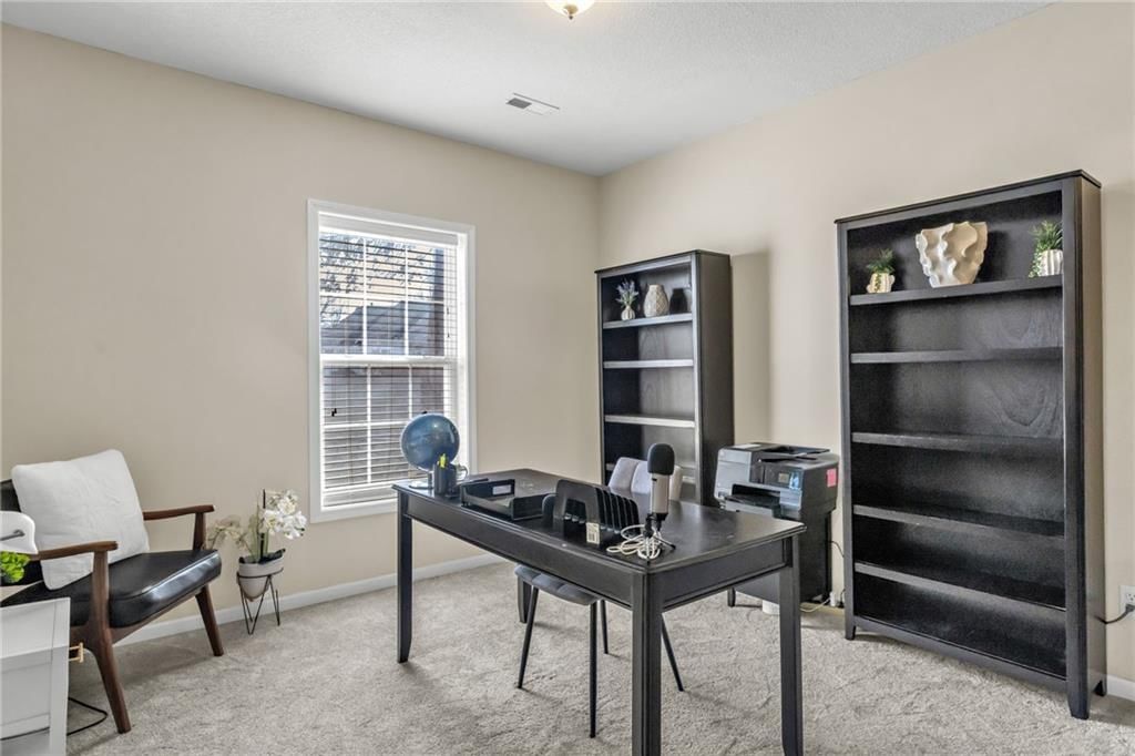 10916 N OXFORD Avenue — photo 18