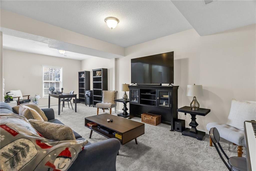 10916 N OXFORD Avenue — photo 20