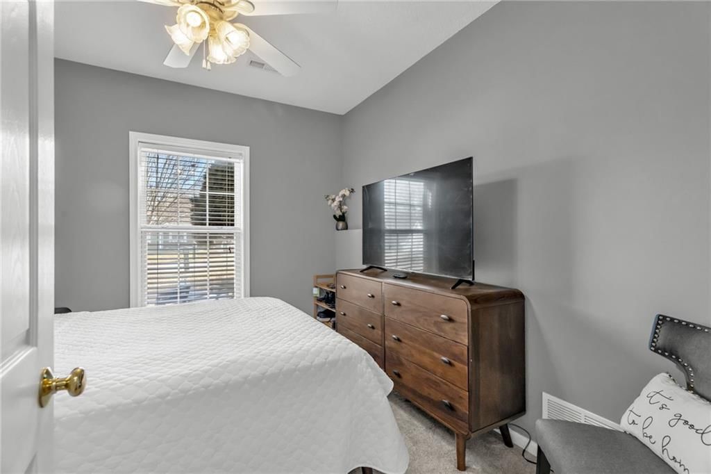 10916 N OXFORD Avenue — photo 22