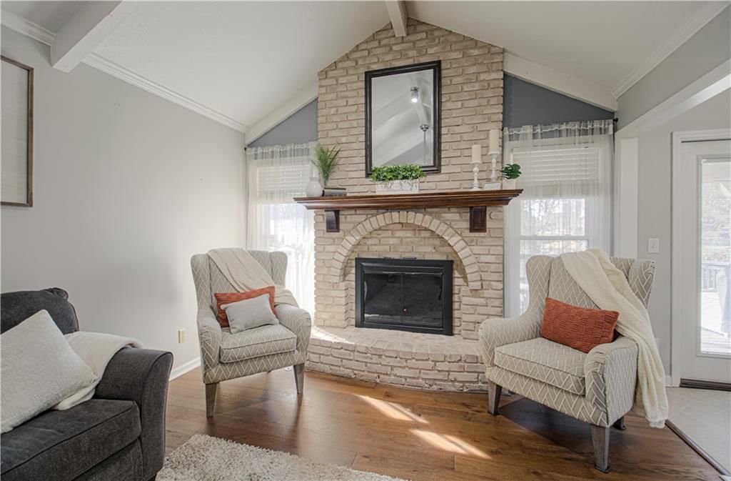 1038 Essex Street — photo 7