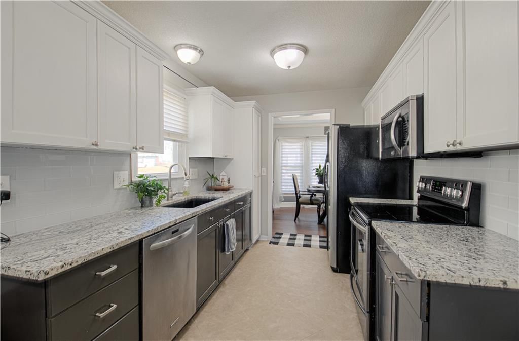 1038 Essex Street — photo 10