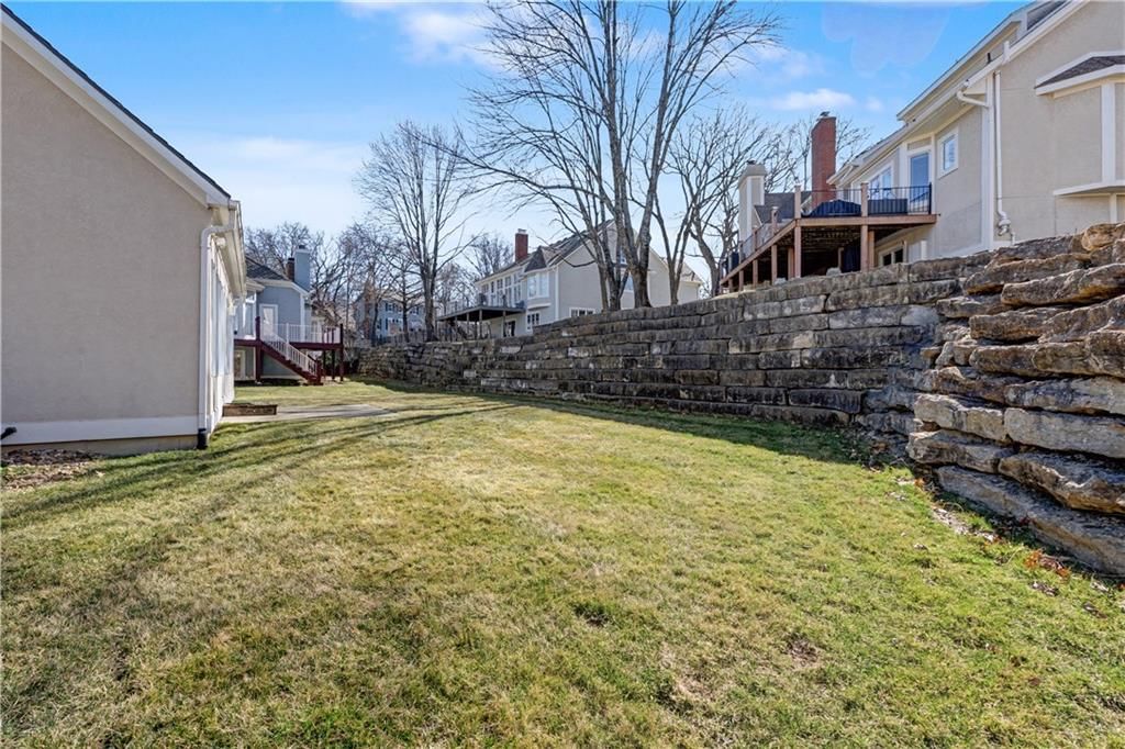 11105 W 119th Terrace — photo 4