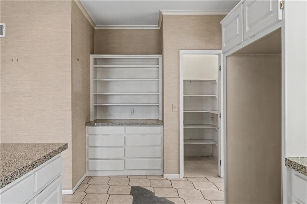 11105 W 119th Terrace — photo 25