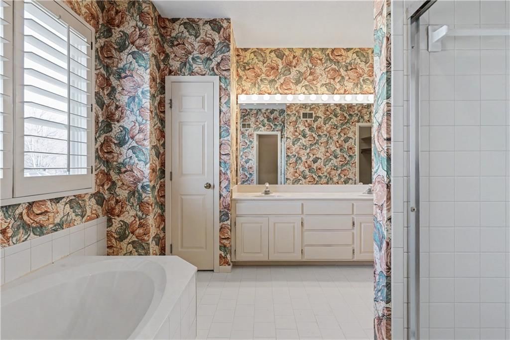 11105 W 119th Terrace — photo 35