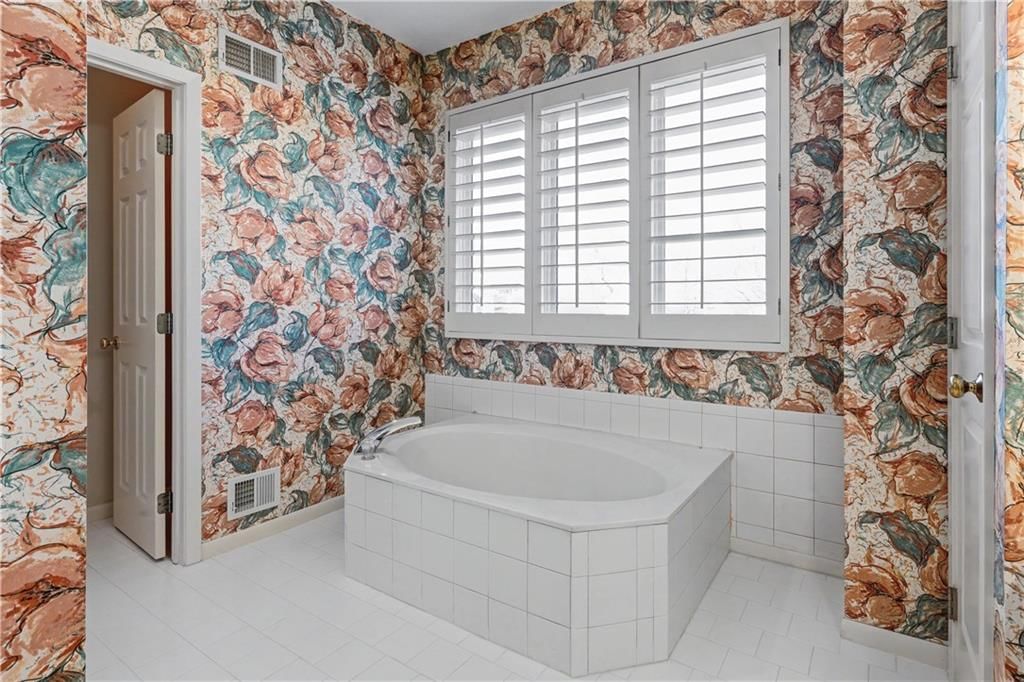 11105 W 119th Terrace — photo 36