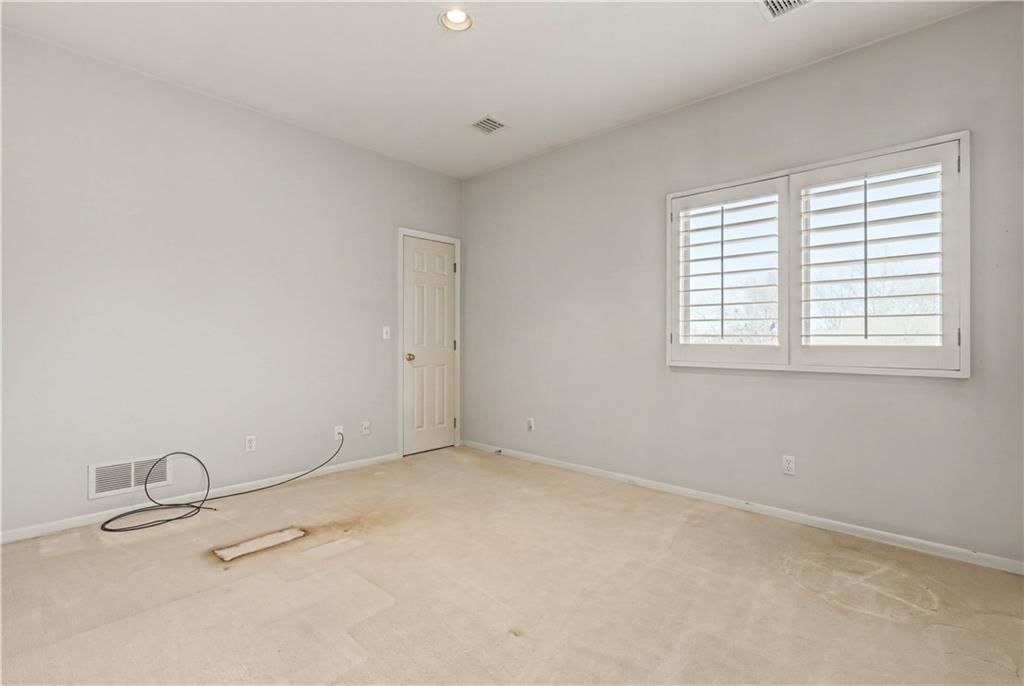 11105 W 119th Terrace — photo 39