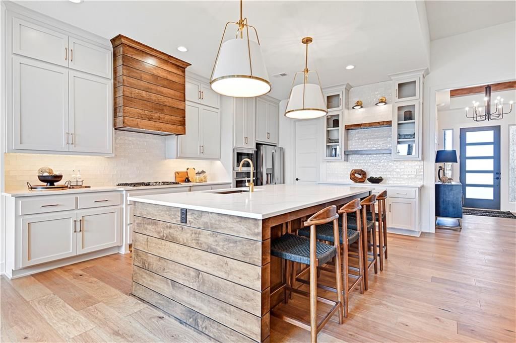 17401 Parkhill Street — photo 32