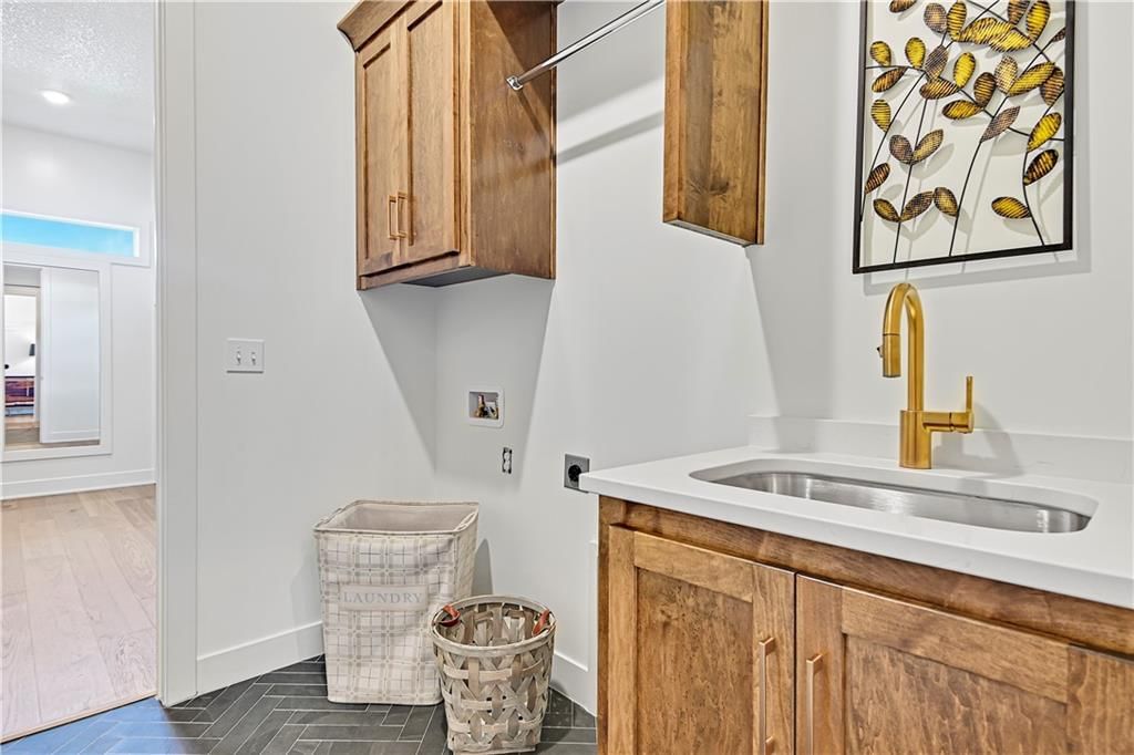 17401 Parkhill Street — photo 46