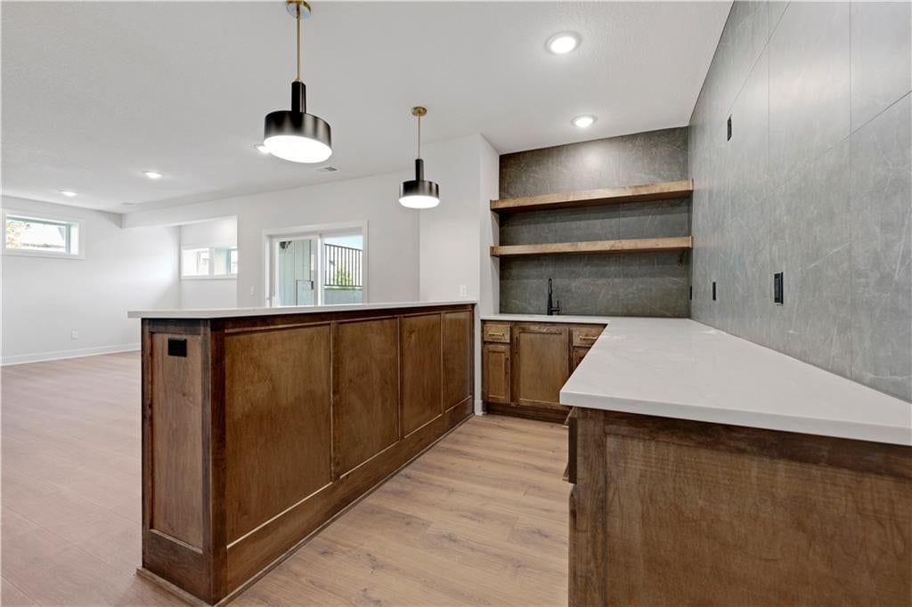Photo 29 of 59 - 17401 Parkhill Street, Overland Park, KS 66221