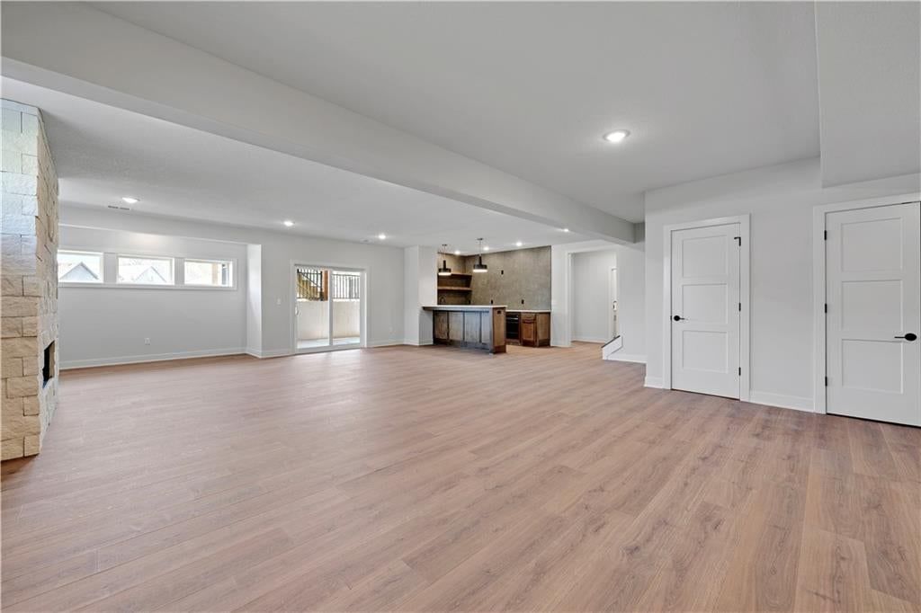 Photo 32 of 59 - 17401 Parkhill Street, Overland Park, KS 66221