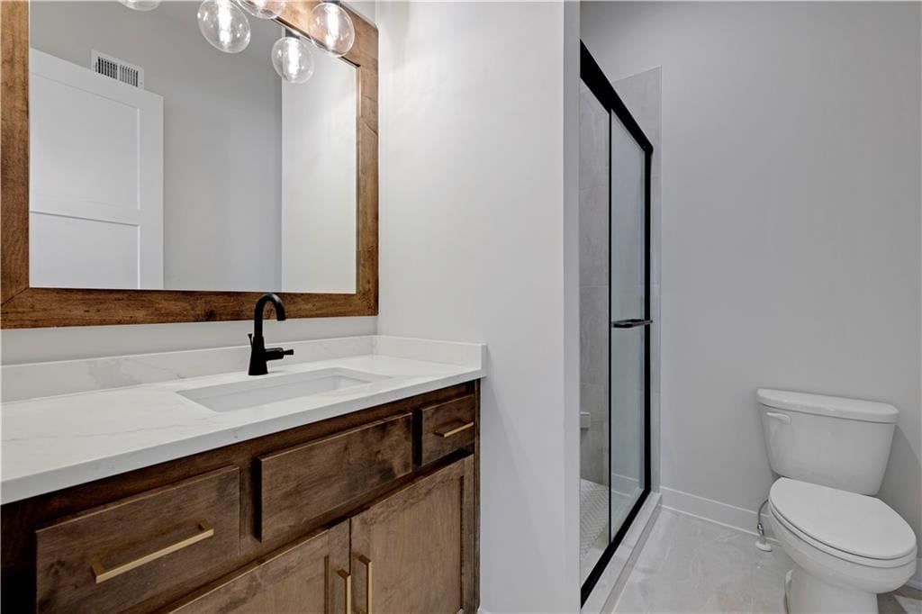 Photo 27 of 59 - 17401 Parkhill Street, Overland Park, KS 66221