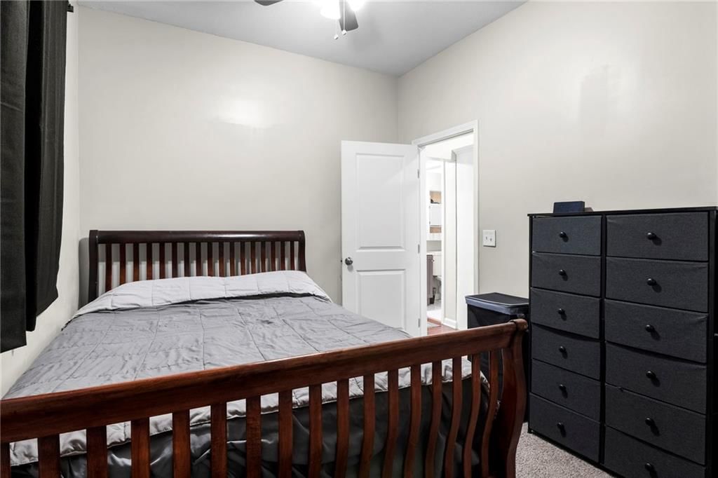 1120 Splitlog Avenue — photo 12