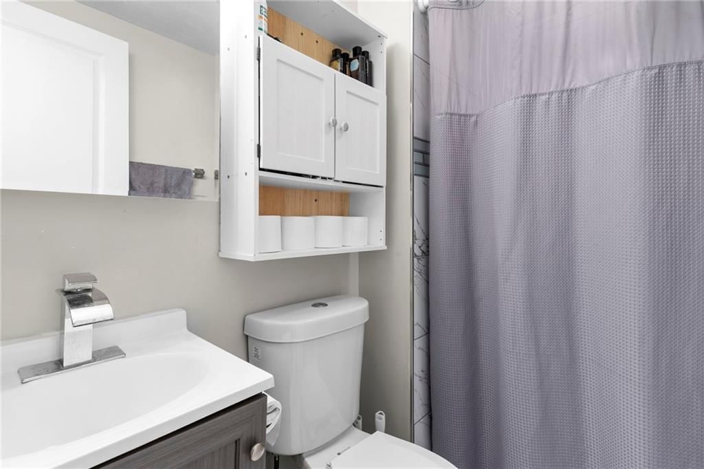 1120 Splitlog Avenue — photo 13