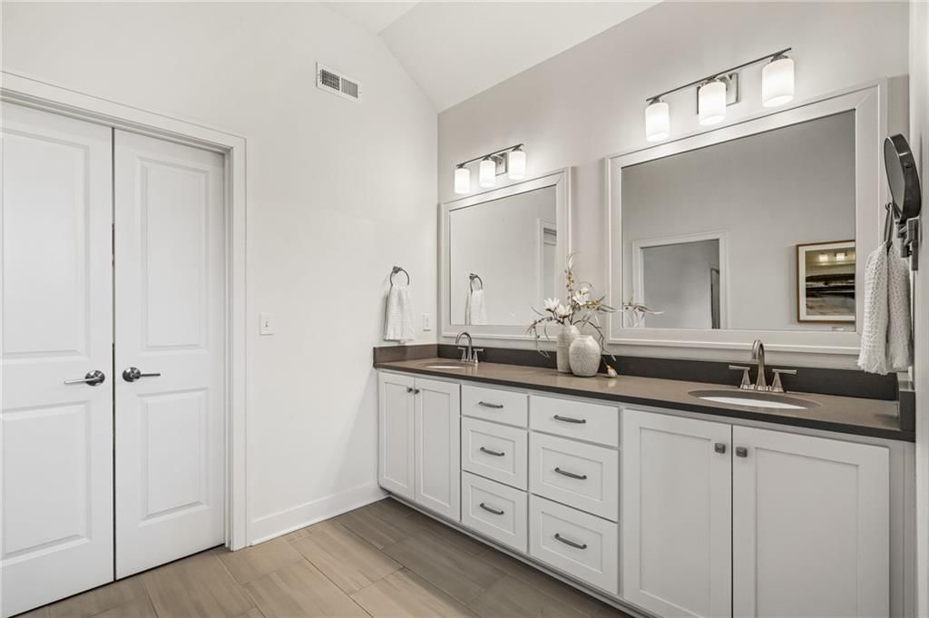 16543 S Legler Street — photo 14