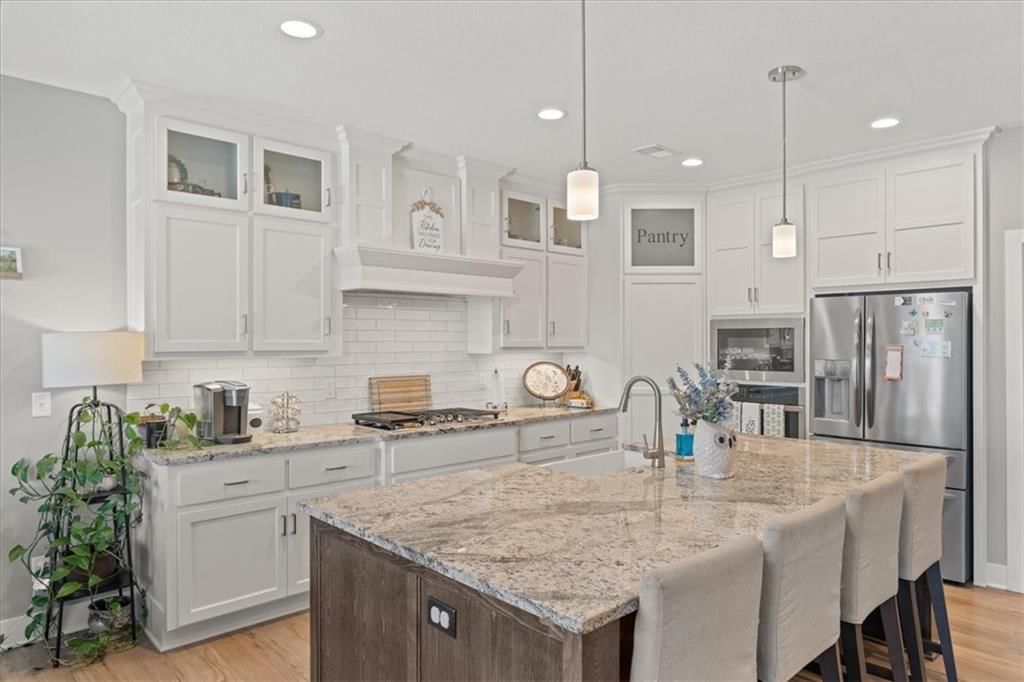 12100 Astor Court — photo 11