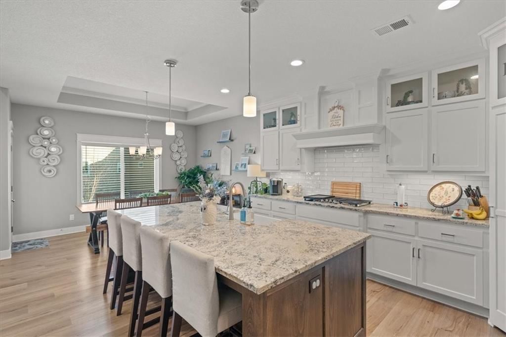 12100 Astor Court — photo 12