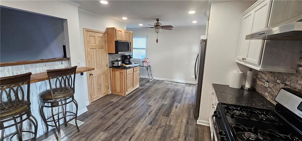 104 W. Cedar Street — photo 5