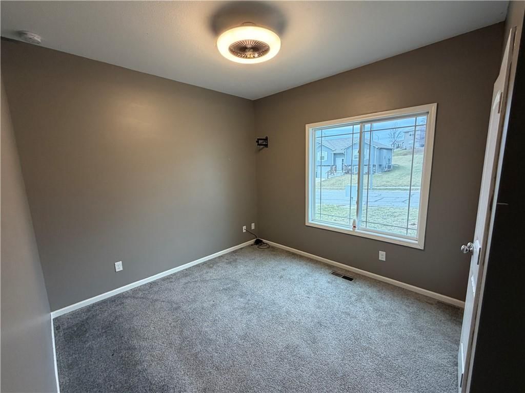 2321 S Heartland Court — photo 4