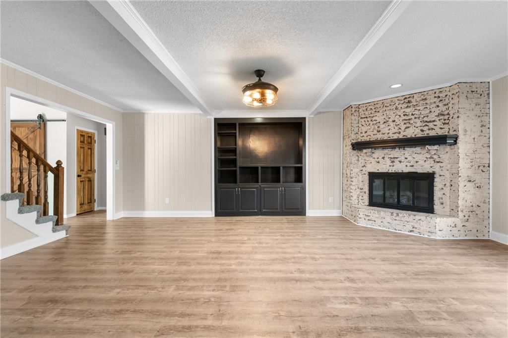 8280 W 117th Street — photo 10