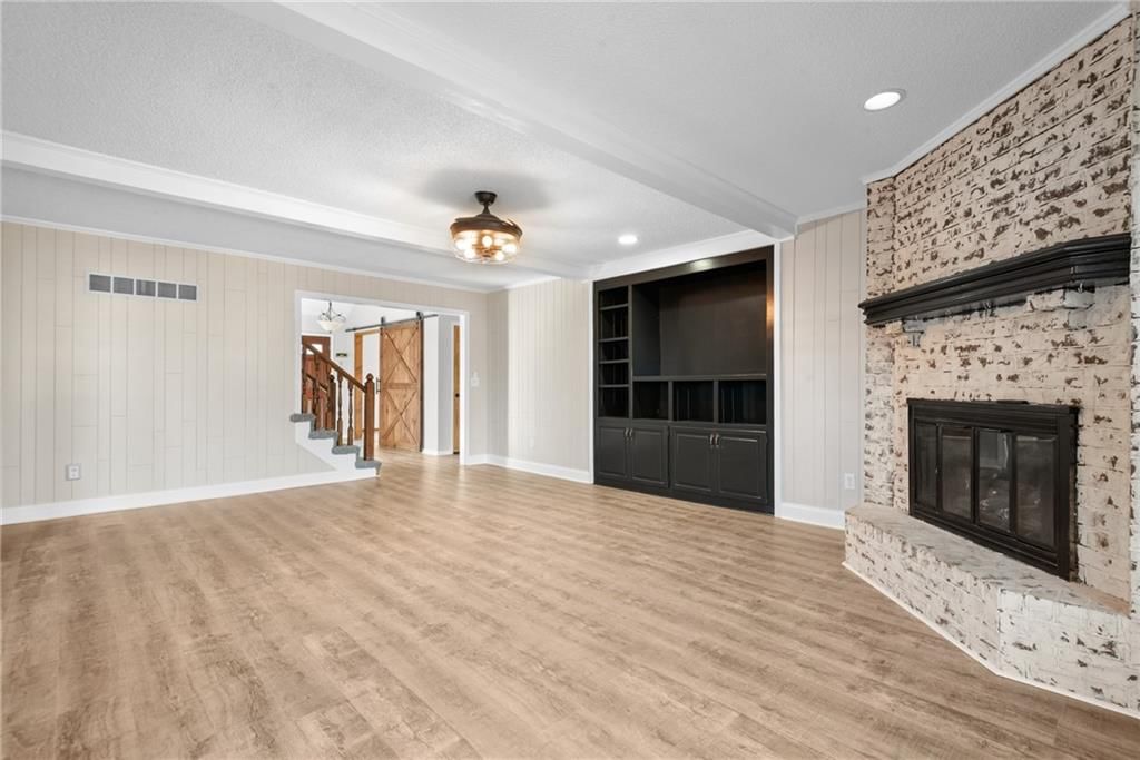 8280 W 117th Street — photo 11