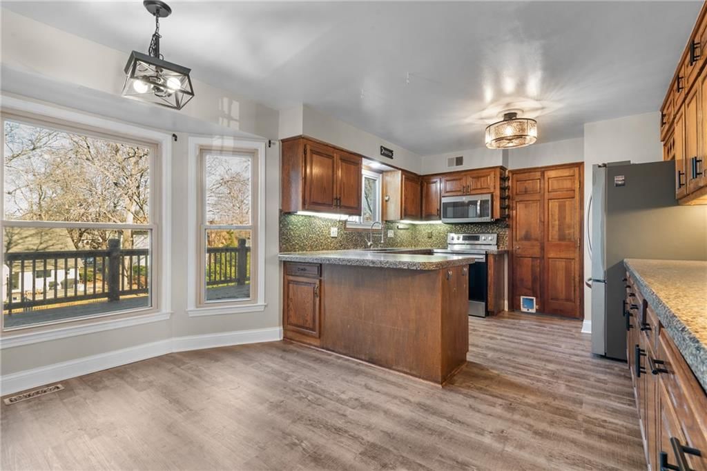 8280 W 117th Street — photo 14
