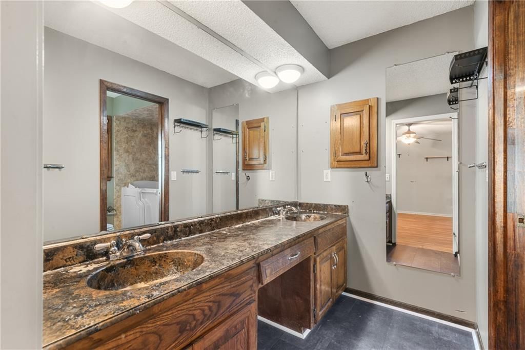 8280 W 117th Street — photo 20
