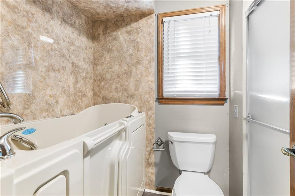 8280 W 117th Street — photo 21