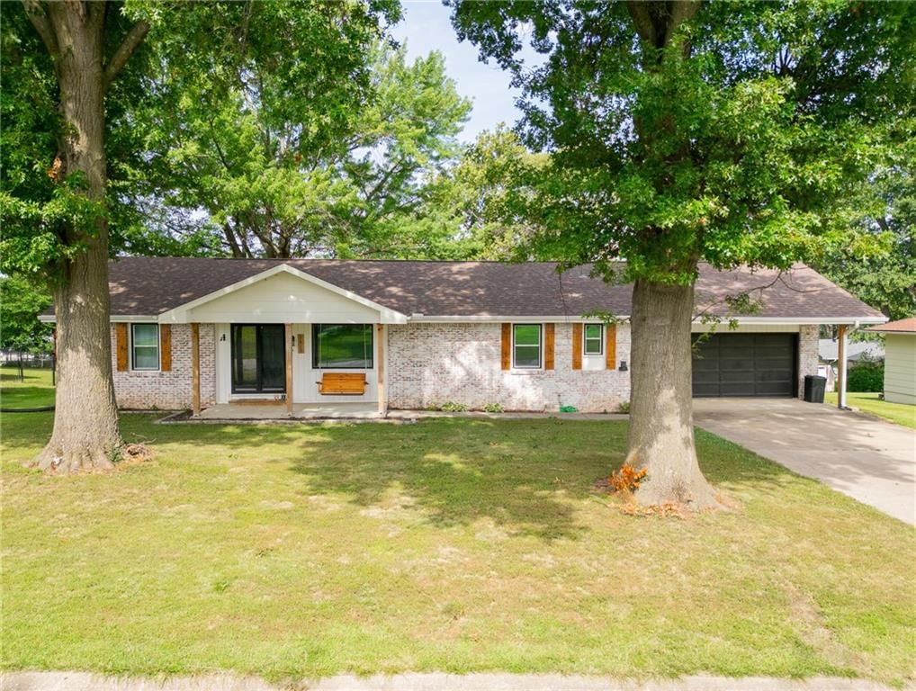 1613 S Main Street — photo 46