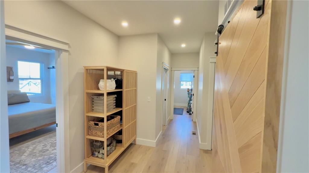 1048 Lake Viking Terrace — photo 15