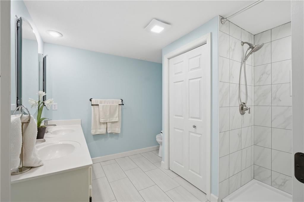 8916 N Lane Avenue — photo 35