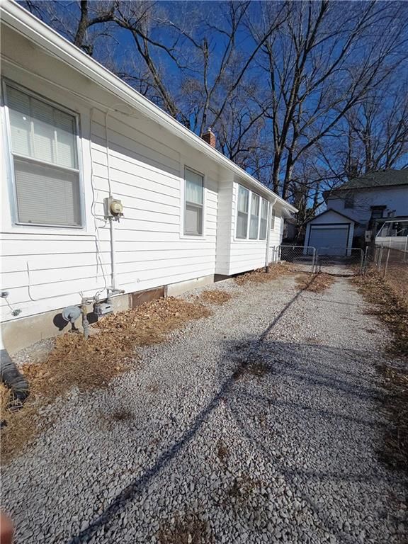 421 S Main Street — photo 6