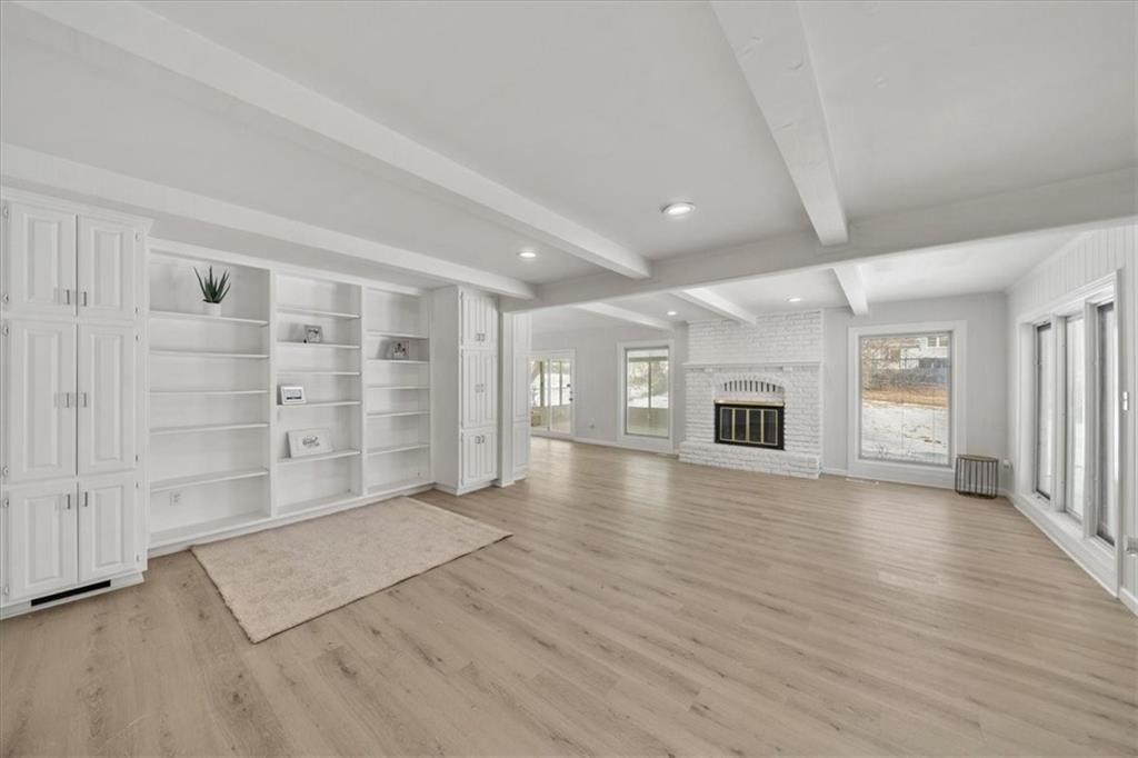 818 W 122nd Terrace — photo 11