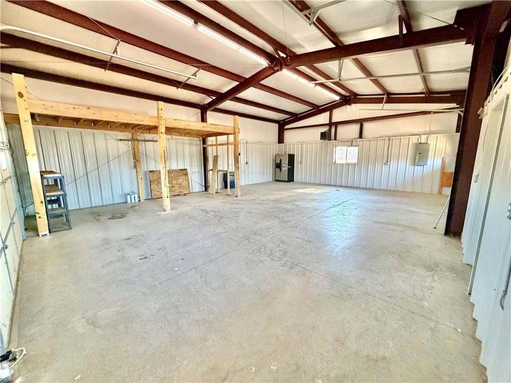350 SE Rattle Snake Hill Road — photo 4