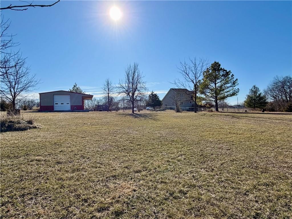 350 SE Rattle Snake Hill Road — photo 5