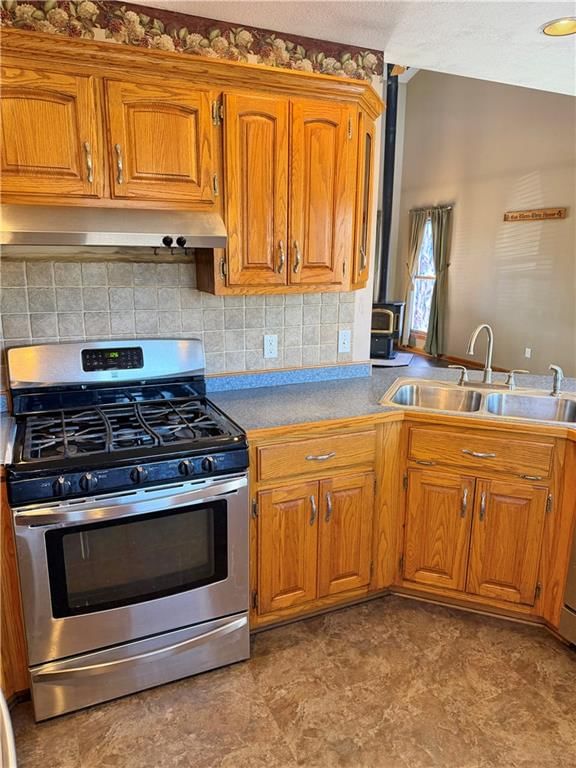 350 SE Rattle Snake Hill Road — photo 13