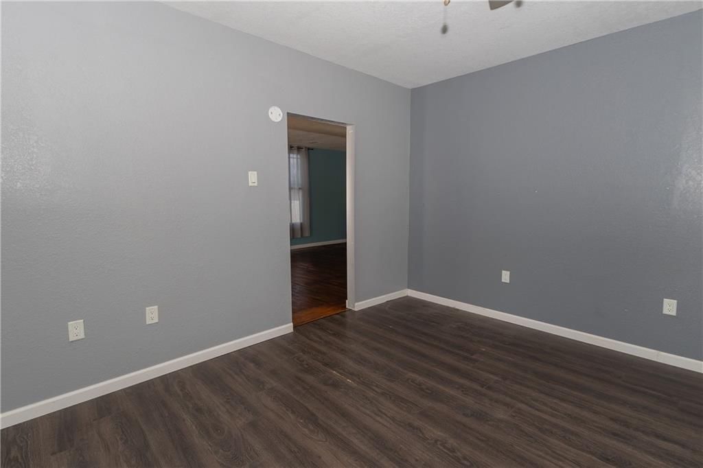 300 E 3rd Street — photo 8