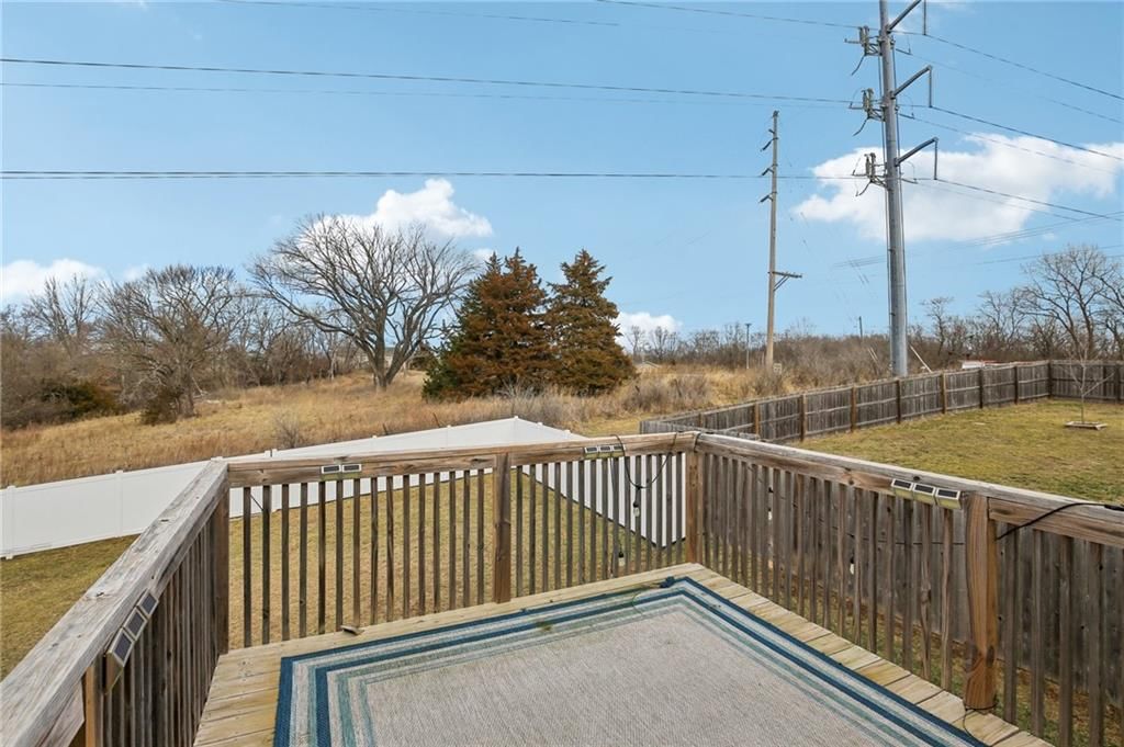 102 Division Street — photo 31