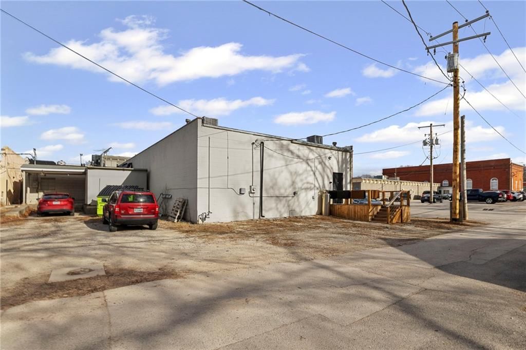 422 Main Street — photo 49