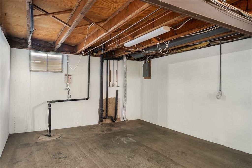 10872 Bradshaw Street — photo 32