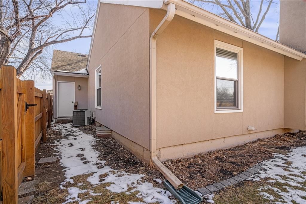 10872 Bradshaw Street — photo 36