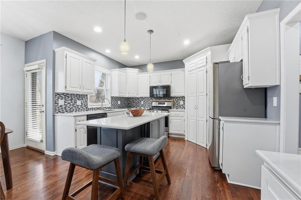 12120 S Clinton Street — photo 14