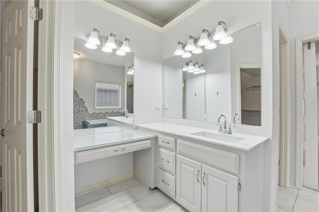 12120 S Clinton Street — photo 32