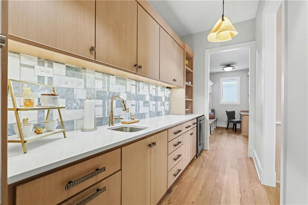 7736 N Donnelly Avenue — photo 22